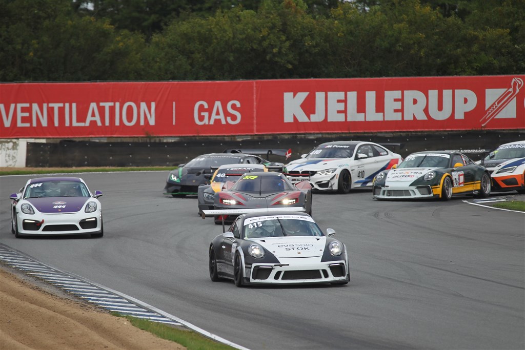 Jan Engelbrecht tog sin første sejr som Porsche-kører i Danish Endurance Championship, hvor han tidligere Clio-mester.
(Foto: Henning Smed Madsen)